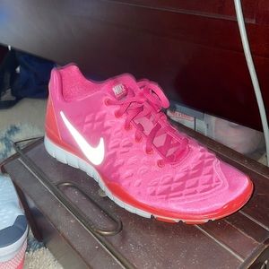 NWT metallic Nike running shoes